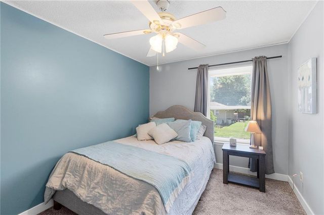 19212 E 15TH Street N, Independence, MO 64056
