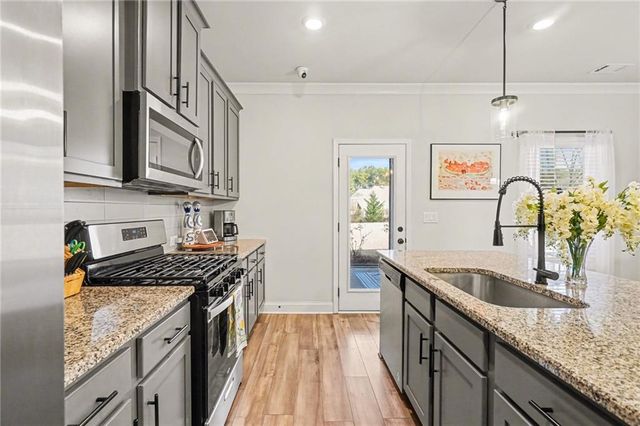 2700 Westgate Park Drive, Loganville, GA 30052