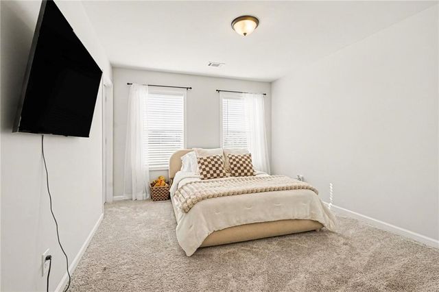 2700 Westgate Park Drive, Loganville, GA 30052