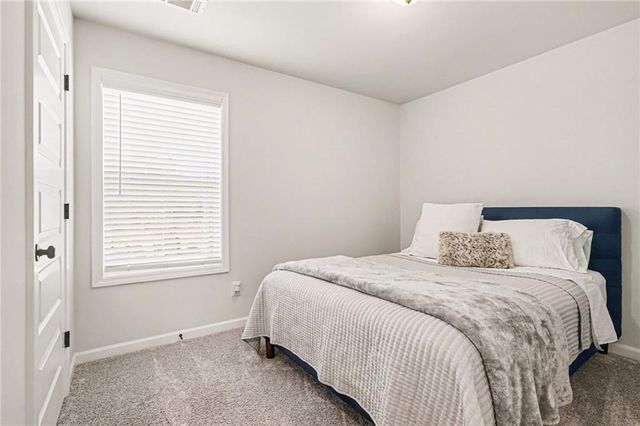 2700 Westgate Park Drive, Loganville, GA 30052