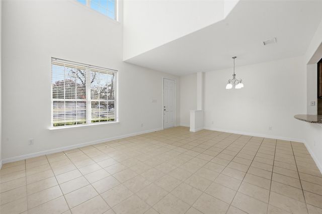 672 S Greenville Avenue, Richardson, TX 75081