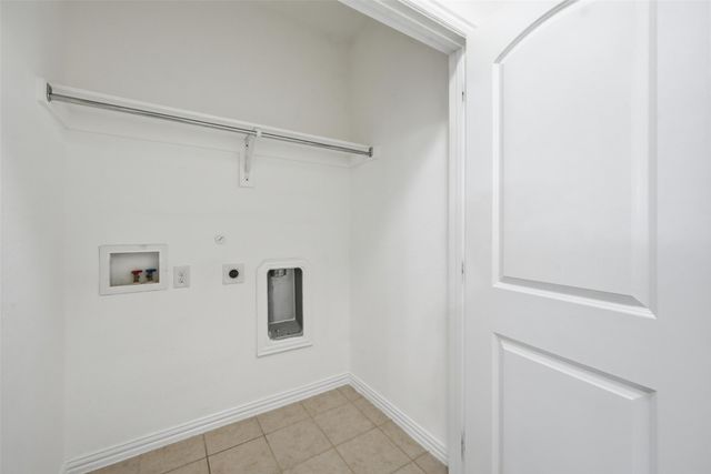 672 S Greenville Avenue, Richardson, TX 75081