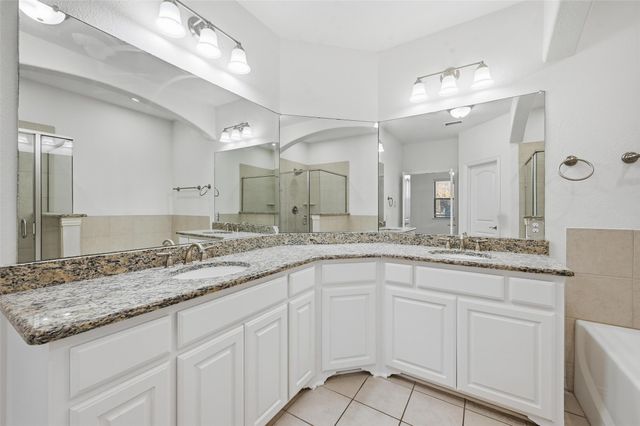 672 S Greenville Avenue, Richardson, TX 75081