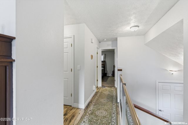 18821 S Kanaga Loop, Eagle River, AK 99577