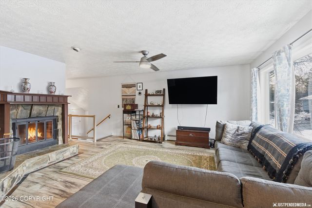 18821 S Kanaga Loop, Eagle River, AK 99577