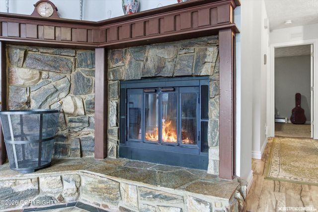 18821 S Kanaga Loop, Eagle River, AK 99577