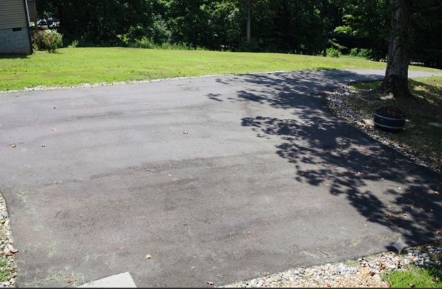 746 Nels Adams Rd, Dickson, TN 37055