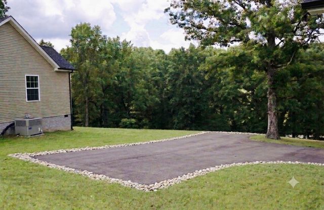746 Nels Adams Rd, Dickson, TN 37055