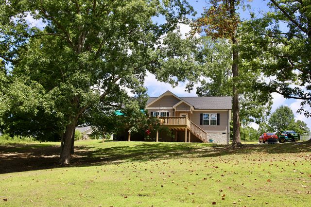 746 Nels Adams Rd, Dickson, TN 37055