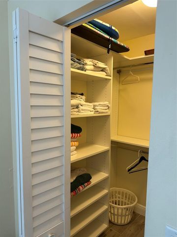 1605 US Highway 1 V-4 104, Jupiter, FL 33477