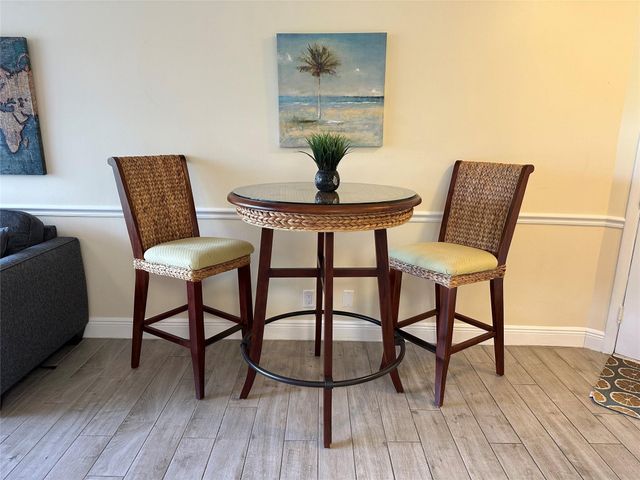 1605 US Highway 1 V-4 104, Jupiter, FL 33477