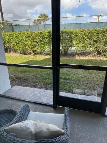 1605 US Highway 1 V-4 104, Jupiter, FL 33477