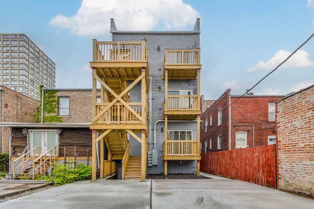 437 E 48th Street, Chicago, IL 60615