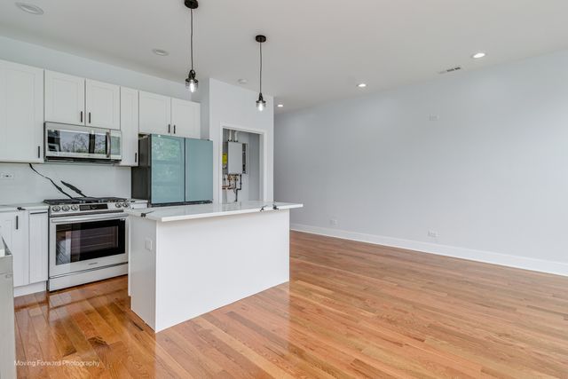 437 E 48th Street, Chicago, IL 60615