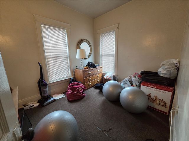 725-27 W 10TH Street, Erie, PA 16502