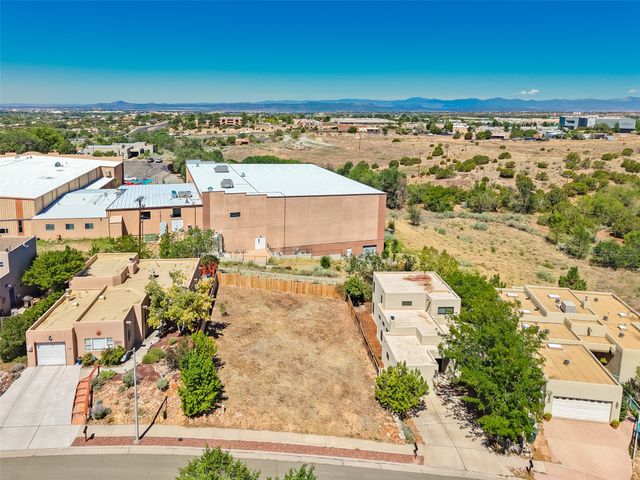 2164 Ridgeview Circle, Santa Fe, NM 87505