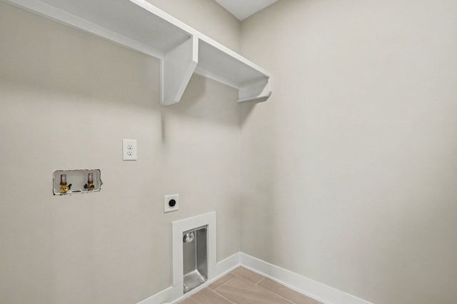 3045A Hillside Rd, Nashville, TN 37207