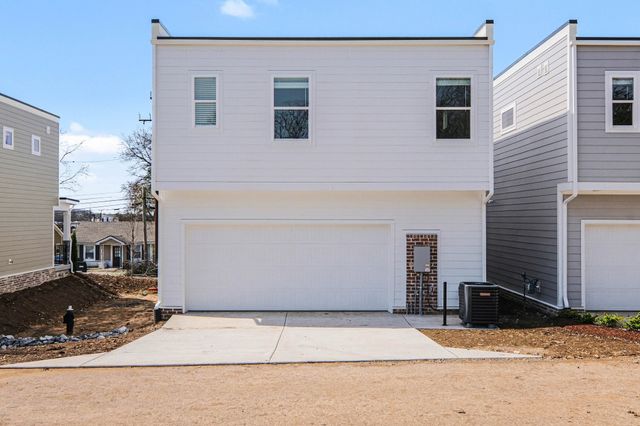 3045A Hillside Rd, Nashville, TN 37207