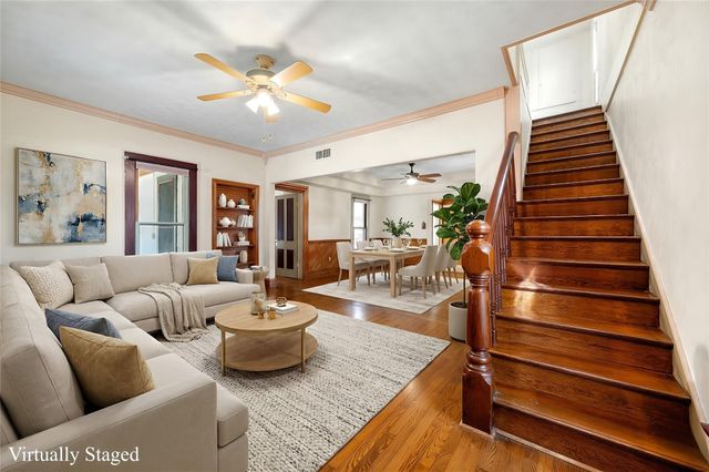 816 W Adoue Street, Alvin, TX 77511