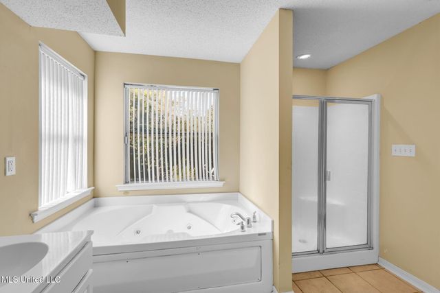 4608 Pinehaven Drive, Ocean Springs, MS 39564