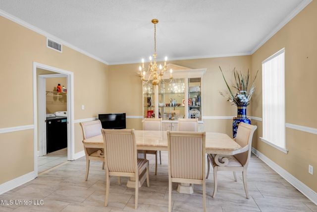 4608 Pinehaven Drive, Ocean Springs, MS 39564