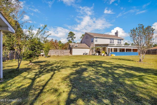 4608 Pinehaven Drive, Ocean Springs, MS 39564