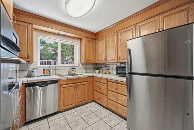 1451 Tyler Park Way, Mountain View, CA 94040