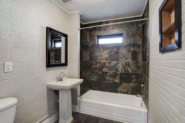 1501 Hyde Park Boulevard 7, Houston, TX 77006