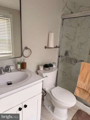 82 BAYBERRY LN, Willingboro, NJ 08046