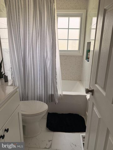 82 BAYBERRY LN, Willingboro, NJ 08046