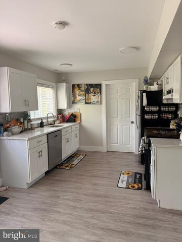 82 BAYBERRY LN, Willingboro, NJ 08046