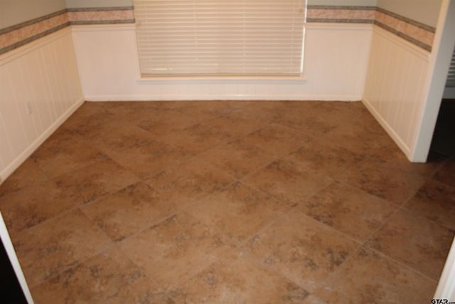 713 Meadow Creek, Tyler, TX 75703