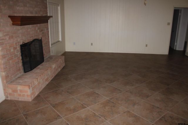 713 Meadow Creek, Tyler, TX 75703