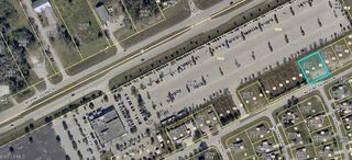 517 NE Pine Island LN, Cape Coral, FL 33909