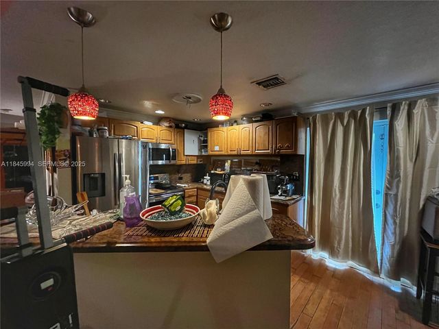 5730 Charleston Street, Hollywood, FL 33021