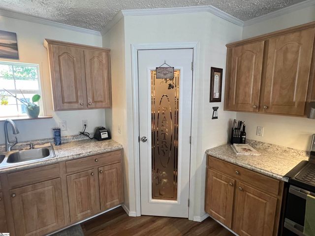 205 Pebble Springs Drive, Taylors, SC 29687