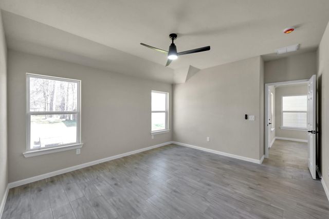 106 Harbor Court Drive, Conroe, TX 77356