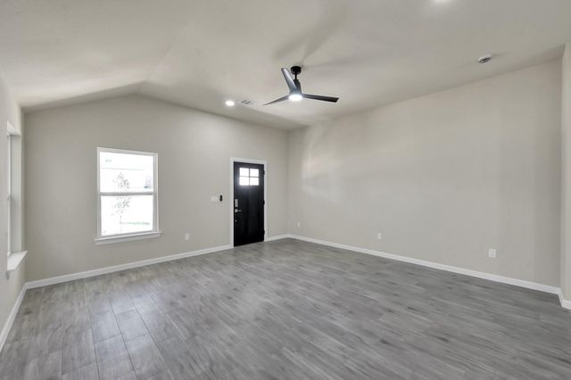 106 Harbor Court Drive, Conroe, TX 77356