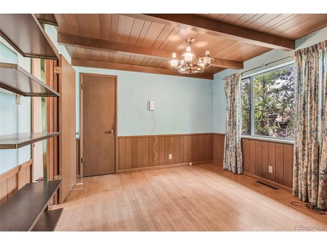 835 Hoyt St, Lakewood, CO 80215