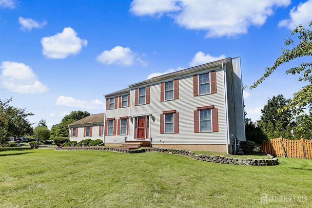 22 Ditmars Circle, Hillsborough, NJ 08844