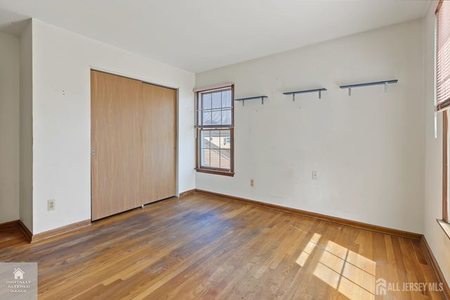 22 Ditmars Circle, Hillsborough, NJ 08844