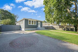 180 Park Avenue, Deer Park, NY 11729