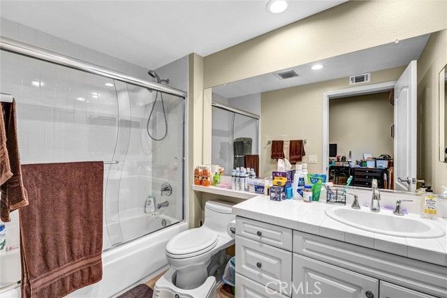 7315 Rutherford Hill, West Hills (los Angeles), CA 91307