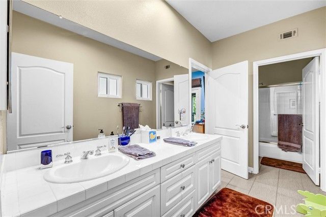 7315 Rutherford Hill, West Hills (los Angeles), CA 91307