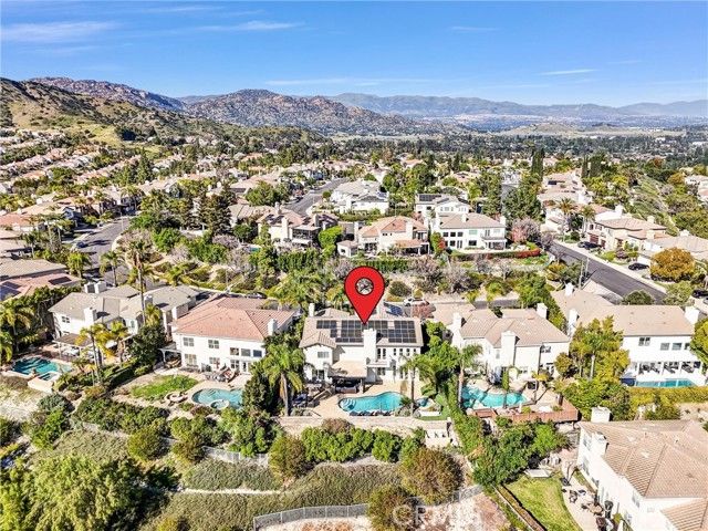 7315 Rutherford Hill, West Hills (los Angeles), CA 91307