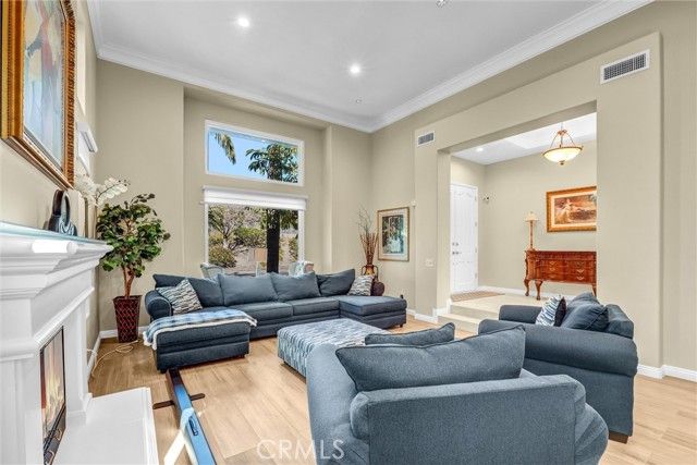 7315 Rutherford Hill, West Hills (los Angeles), CA 91307