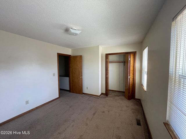 1005 Raleigh Street, Elizabeth City, NC 27909