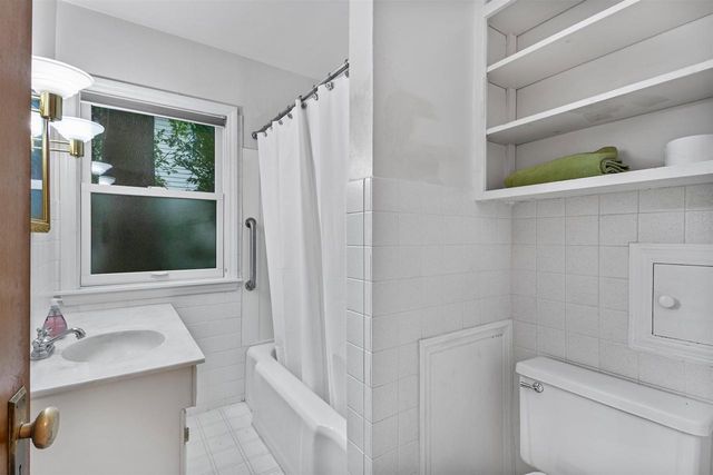 4121 Mineral Point Road, Madison, WI 53705