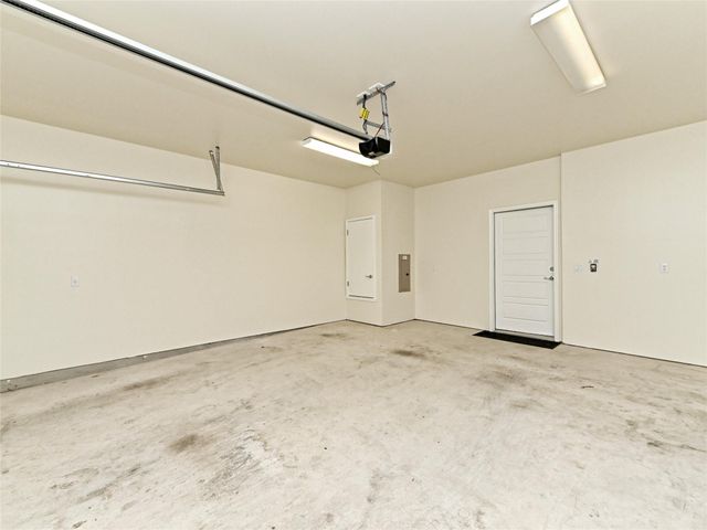 6814 E Riverside DR 63, Austin, TX 78741