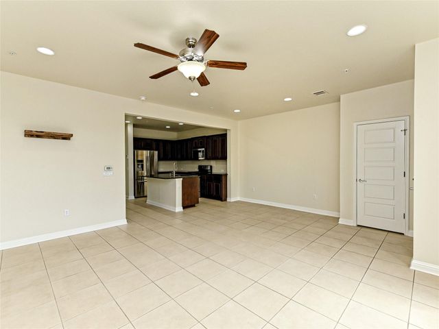 6814 E Riverside DR 63, Austin, TX 78741